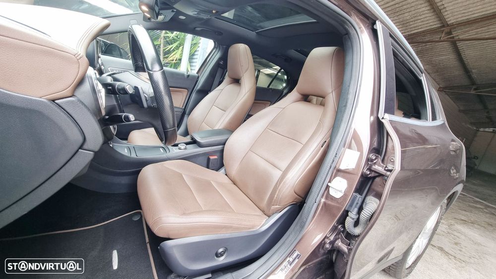 Mercedes-Benz GLA 200 CDi Aut. - 3