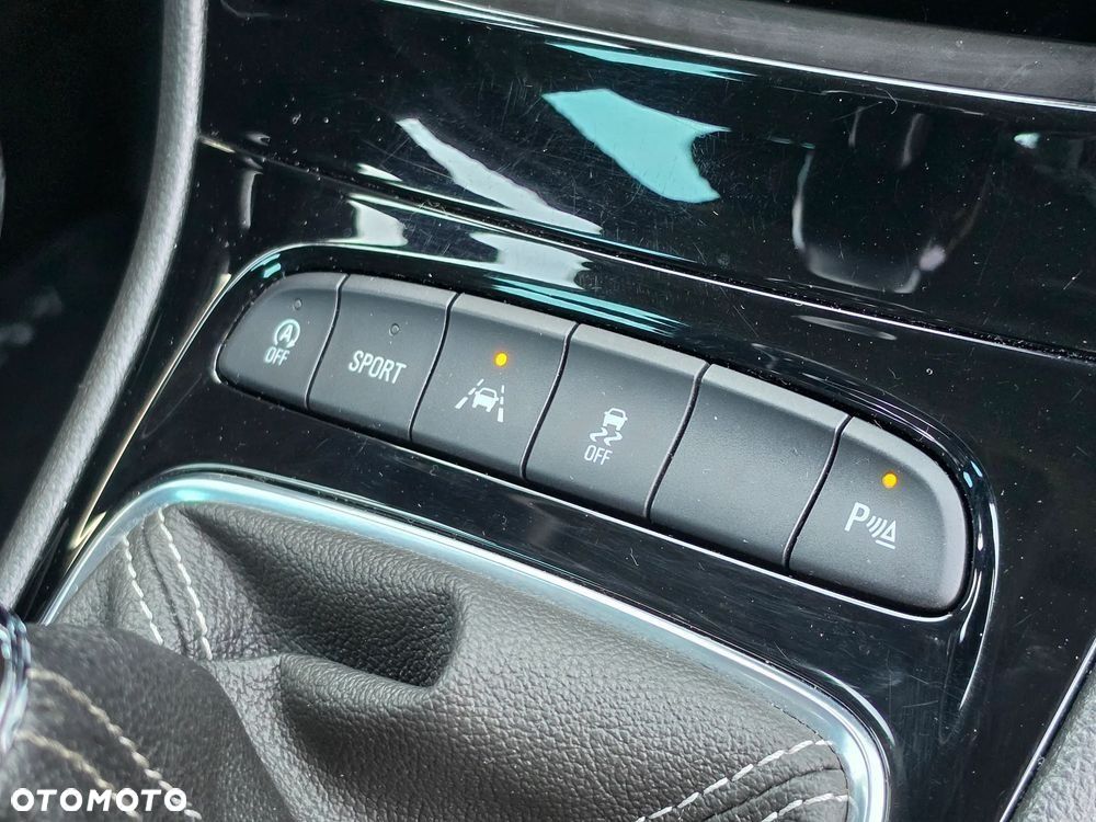 Opel Astra 1.4 Turbo Start/Stop ON - 26