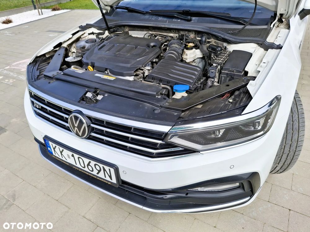 Volkswagen Passat Variant 2.0 TDI SCR DSG 4Motion Elegance - 7