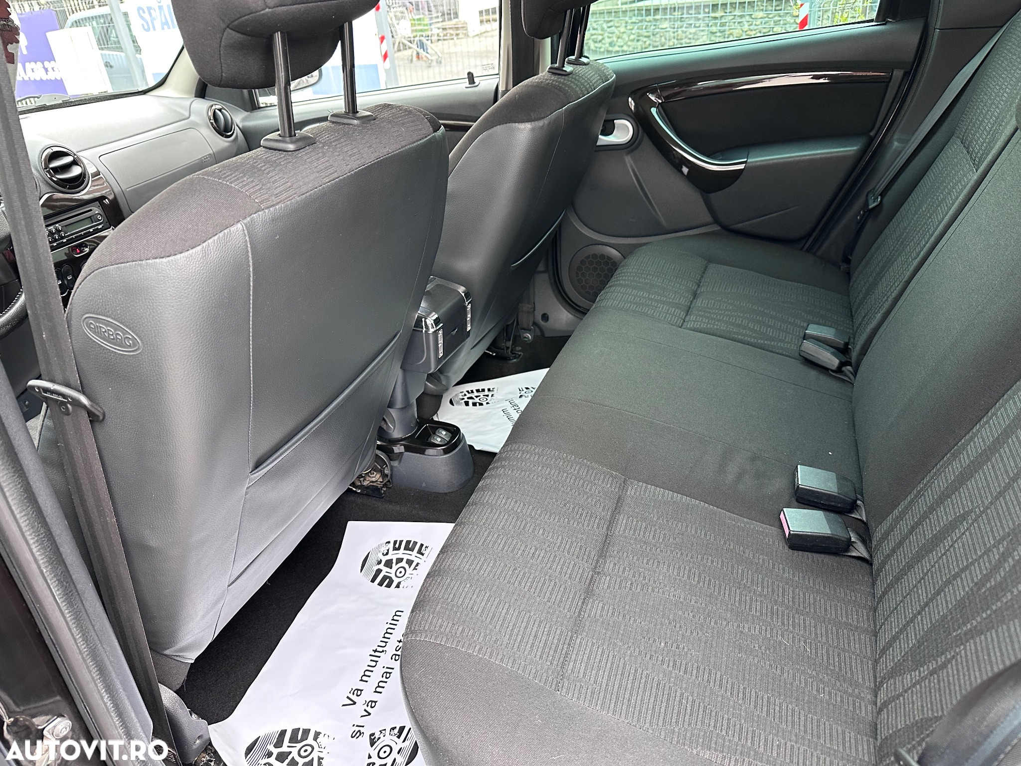 Dacia Duster dCi 110 FAP 4x2 Prestige - 12