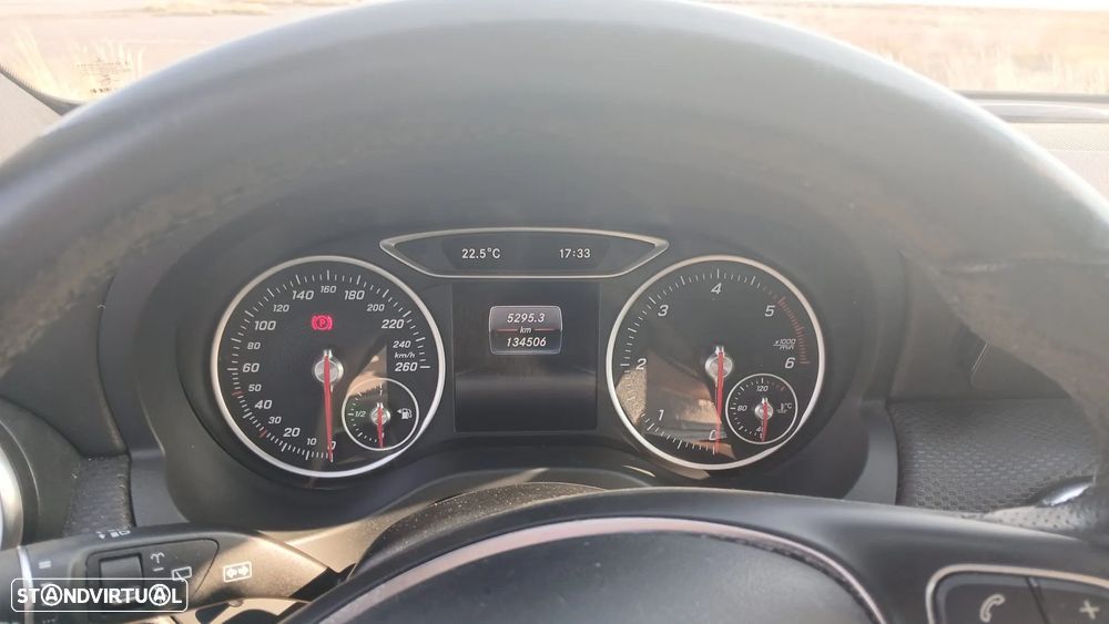 Mercedes-Benz A 180 - 4