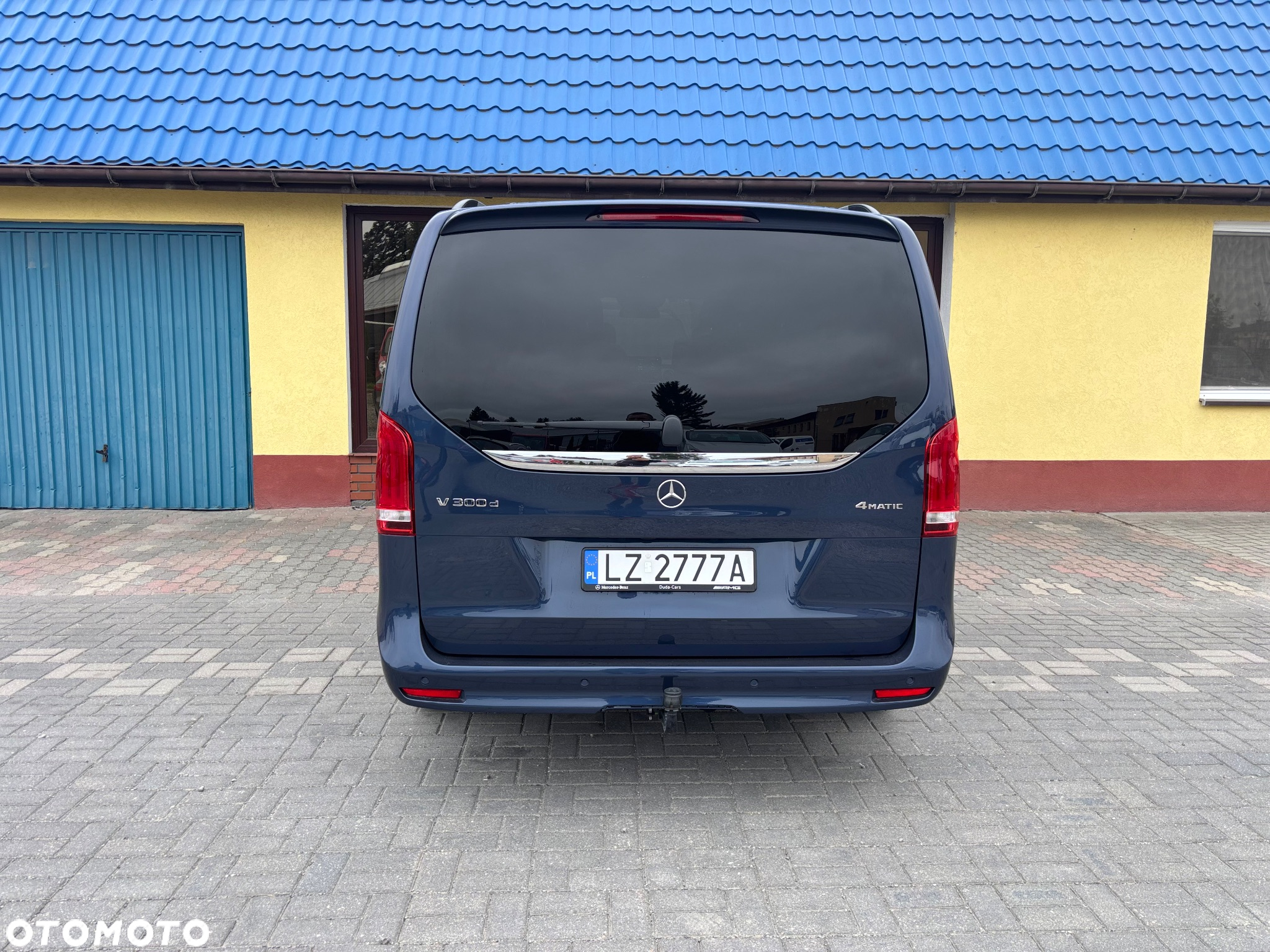 Mercedes-Benz Klasa V 300 d 4-Matic Exclusive 9G-Tronic (d³ugi) - 10