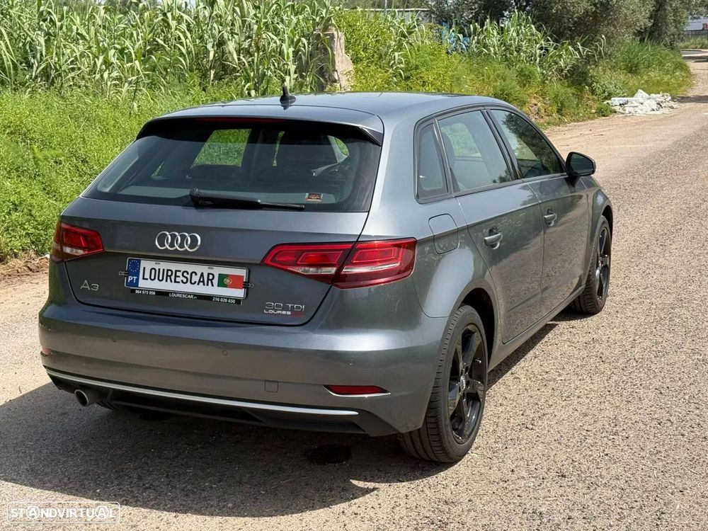 Audi A3 Sportback 1.6 TDI Sport S tronic - 38