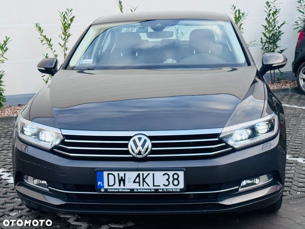 Volkswagen Passat 1.8 TSI BMT Comfortline DSG - 2