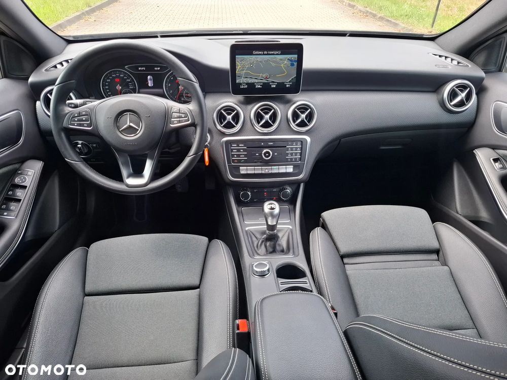 Mercedes-Benz Klasa A 180 Peak Edition - 18