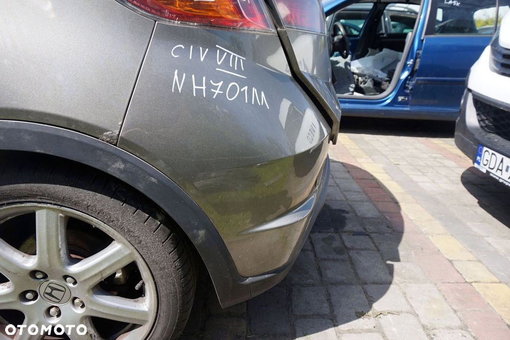 ZDERZAK TYLNY CIVIC VIII 5D HB NH701M  SZARY HONDA 2006-2010 - 5