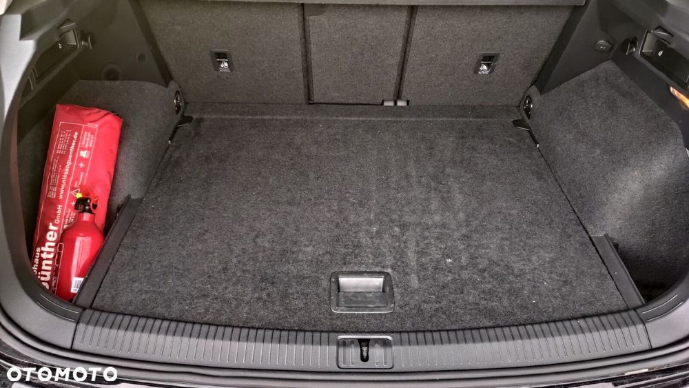 Volkswagen Tiguan - 11