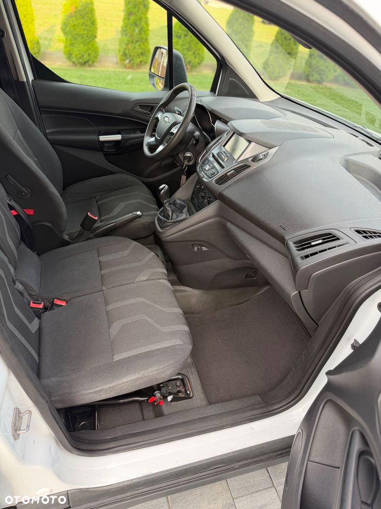 Ford Transit Connect - 9