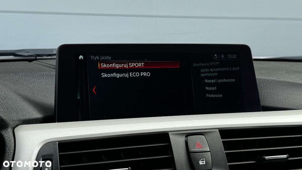 BMW Seria 3 330i xDrive Sport Line Shadow - 30