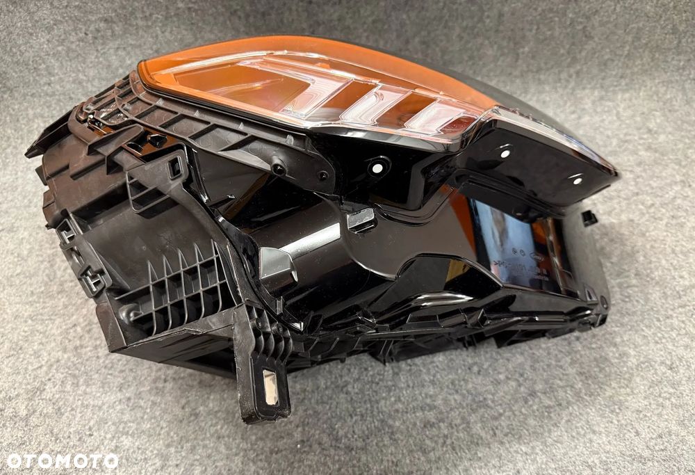 Audi Q3 SQ3 RSQ3 83A941034 lampa reflektor  PRAWY Matrix FUL LED 83A.941.034 - 3
