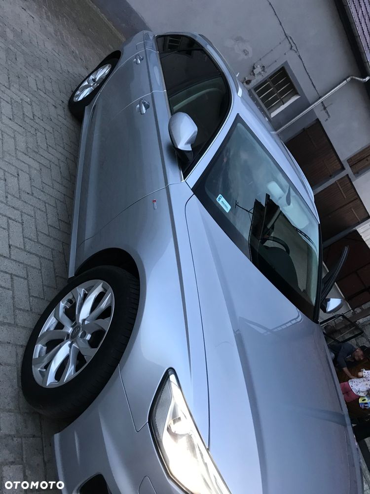 Audi A6 Avant 2.0 TDI Ultra DPF S tronic - 2