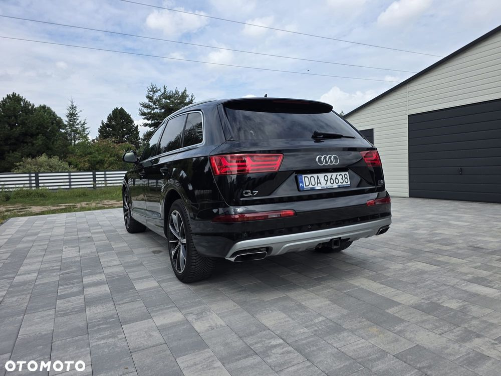 Audi Q7 - 4