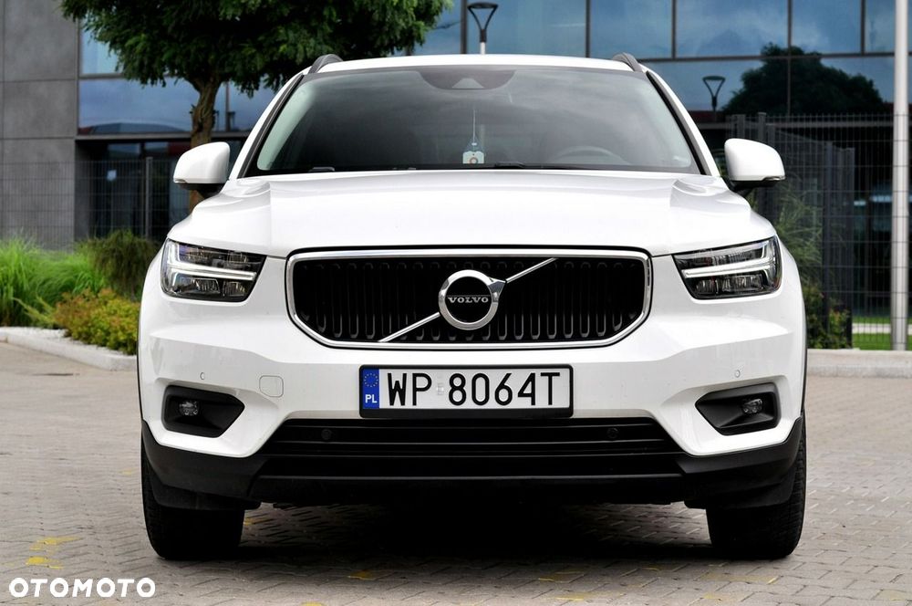 Volvo XC 40 T3 Geartronic Momentum - 3