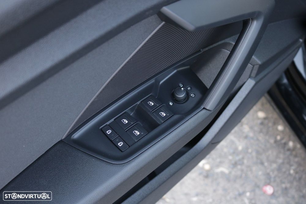 Audi A3 Sportback 30 TDI Advanced - 30