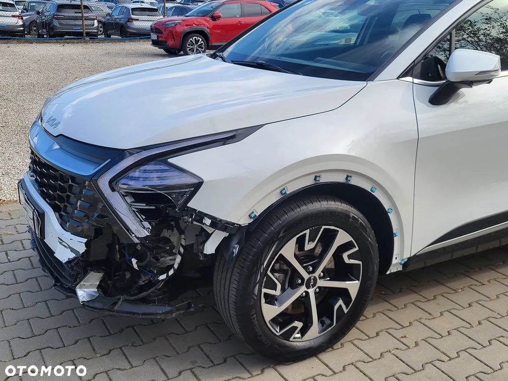 Kia Sportage 1.6 T-GDI HEV Business Line 4WD - 33