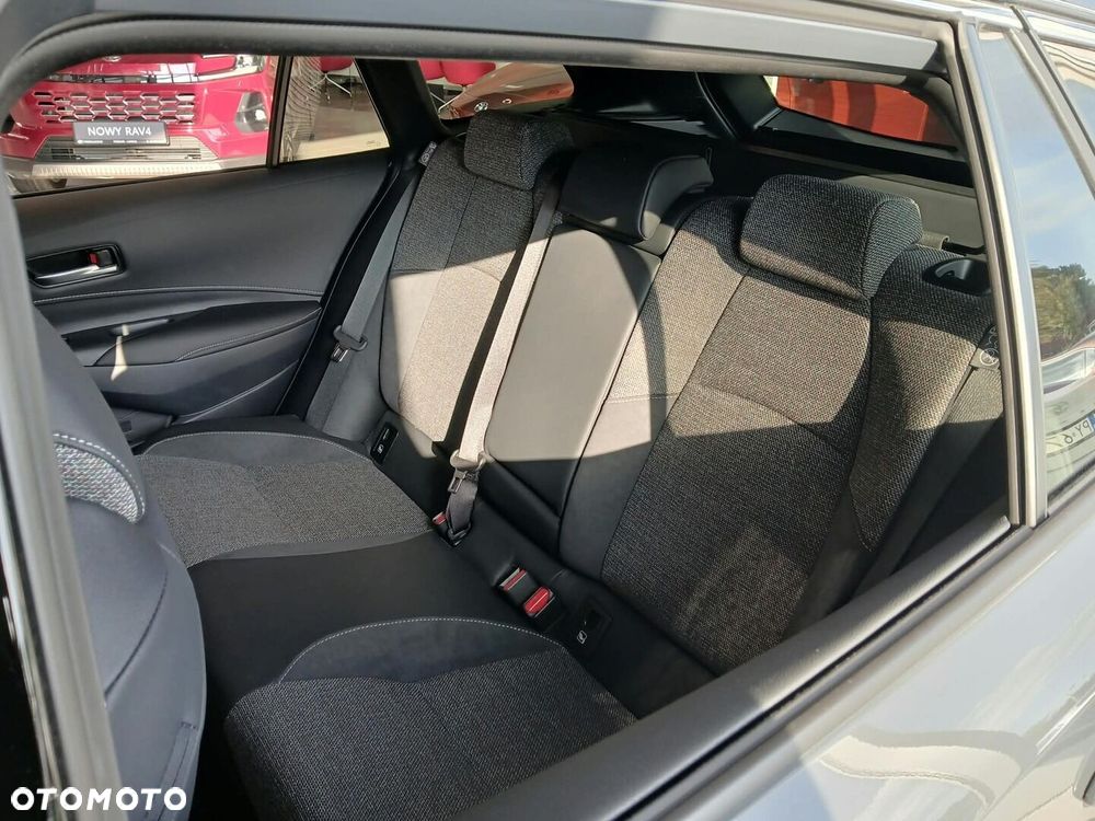 Toyota Corolla 1.8 Hybrid Style - 28