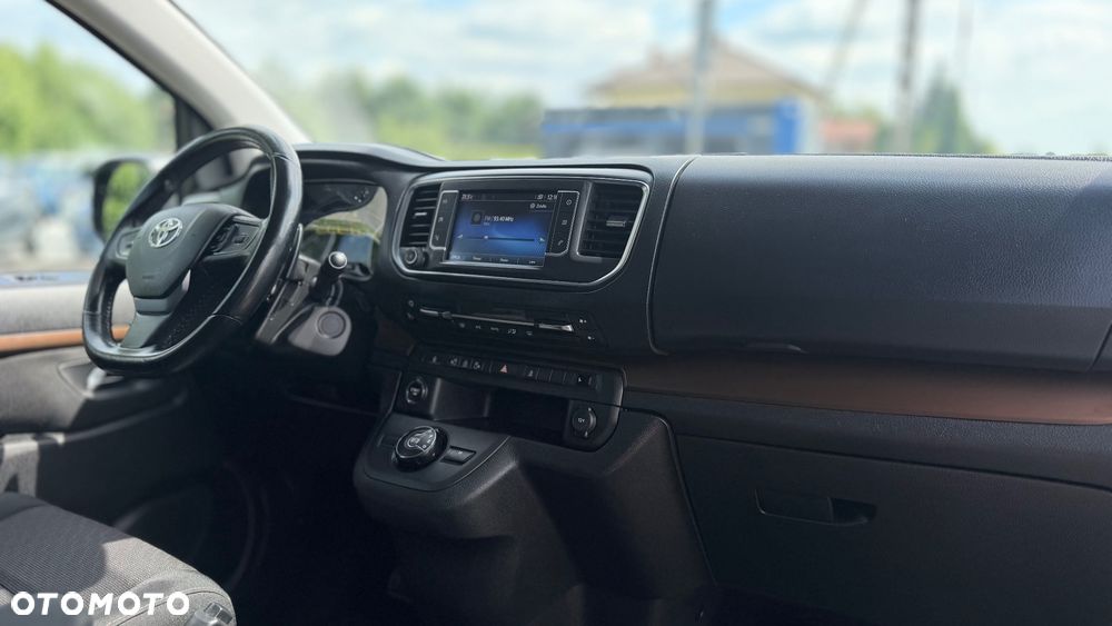 Toyota ProAce Kombi D-4D Medium 2,8t - 19