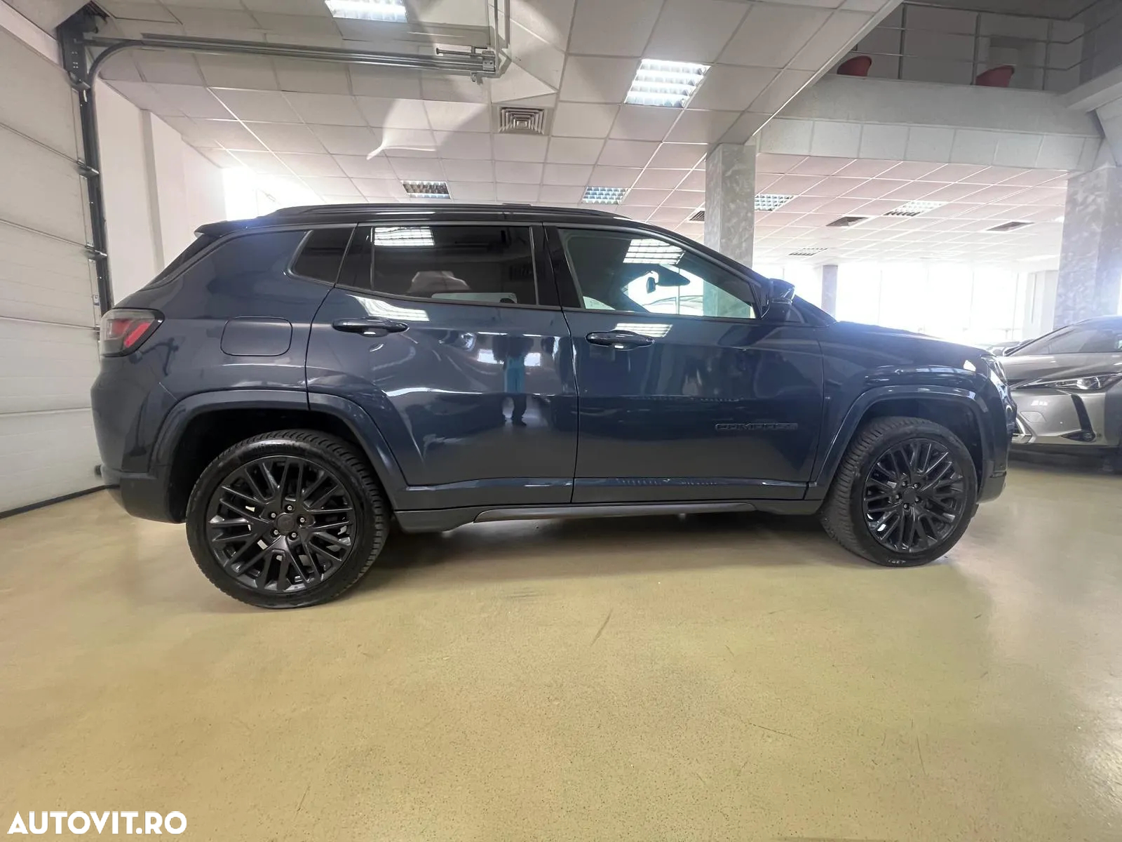 Jeep Compass 1.3 T4 4xe PLUG-IN HYBRID Automatik S - 7