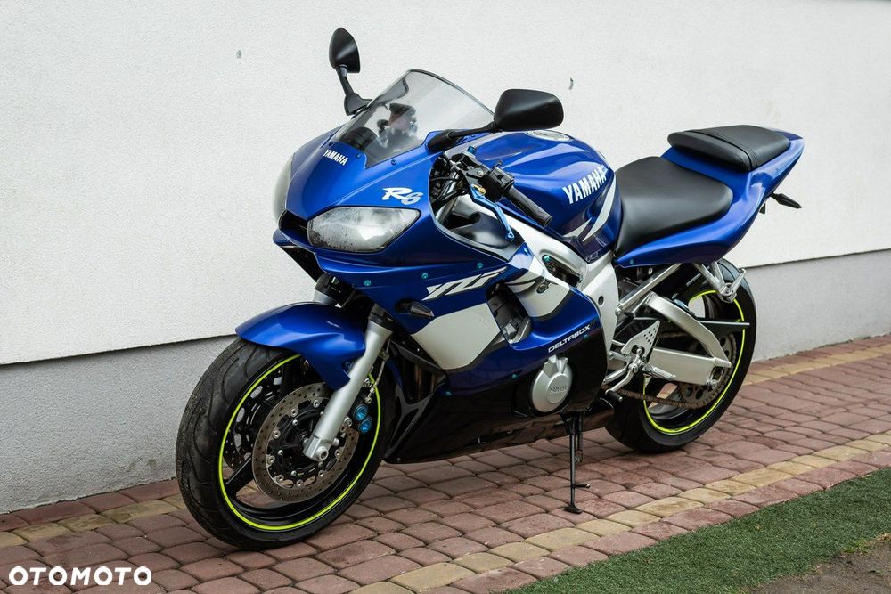 Yamaha R6 - 8