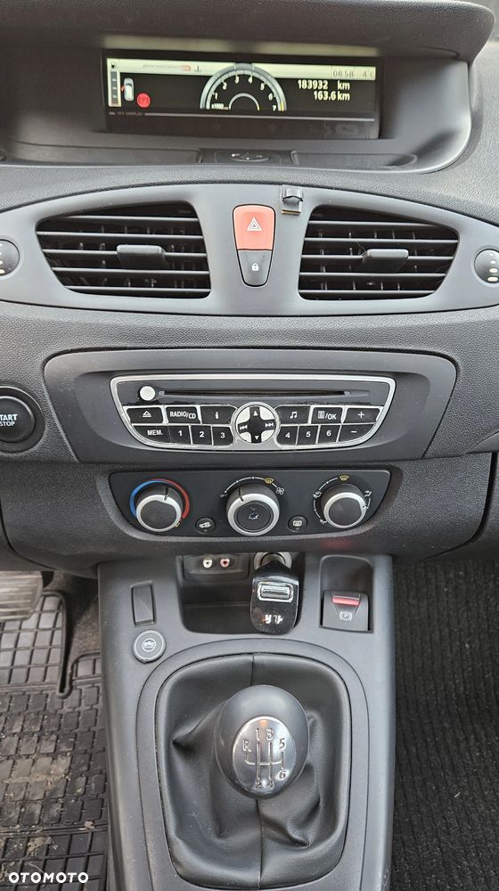 Renault Scenic 1.6 16V 110 Expression - 8