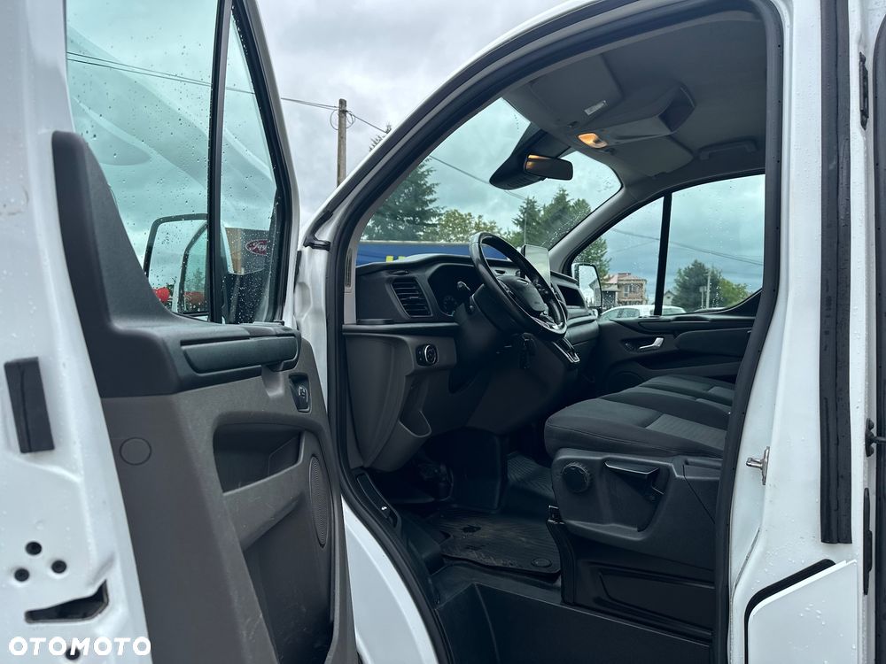 Ford Transit Custom - 18