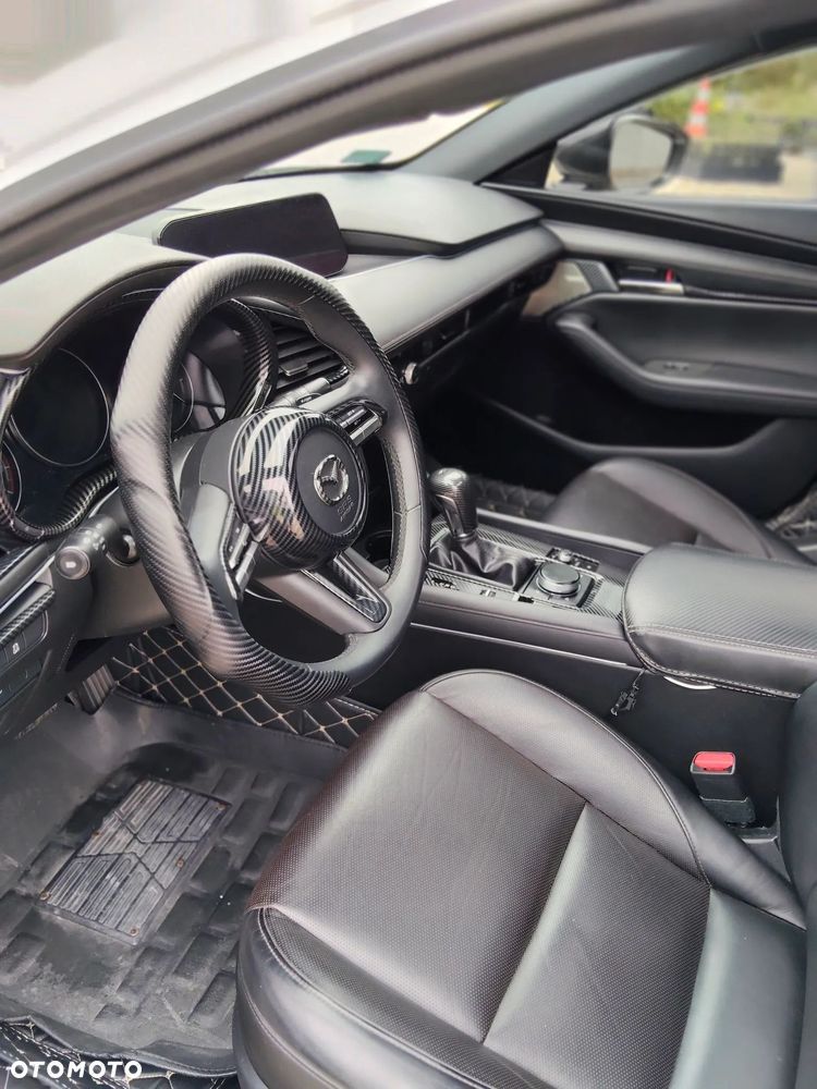 Mazda 3 e-SKYACTIV-X 186 M HYBRID TAKUMI - 11