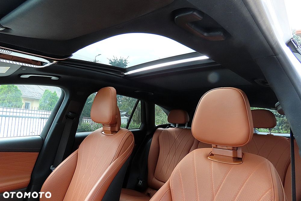 Mercedes-Benz GLC 300 d mHEV 4-Matic AMG Line - 26