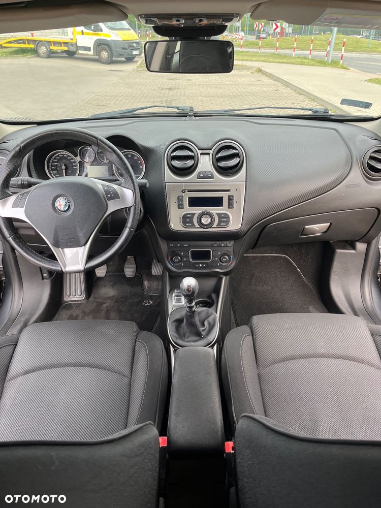 Alfa Romeo Mito 1.4 MultiAir Distinctive S&S - 13