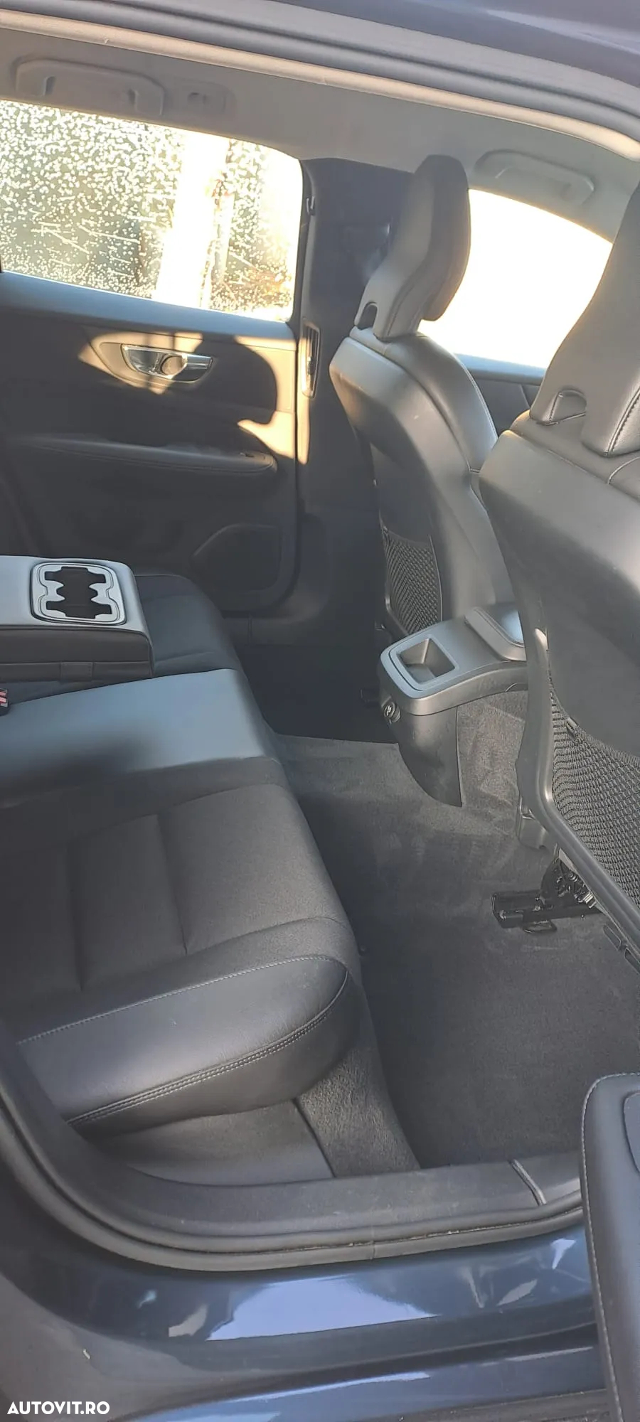 Volvo V60 D3 Momentum - 24