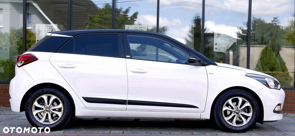 Hyundai i20 1.2 Passion Plus - 20