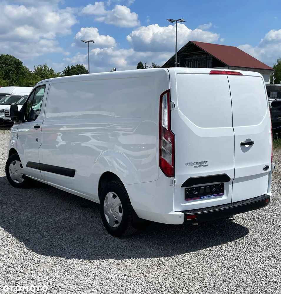 Ford Transit Custom - 9