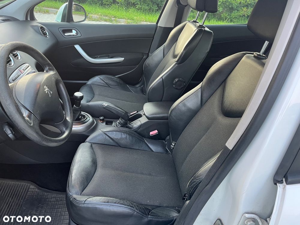 Peugeot 308 1.6 HDi Active - 11