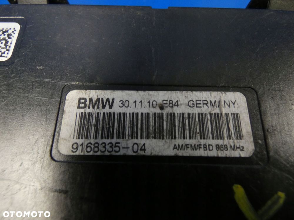 BMW X1 E84 WZMACNIACZ ANTENY RADIA - 2