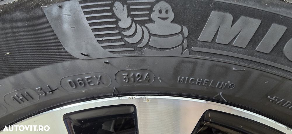 Toyota RAV4 2.2 D-4CAT 4WD Aut Luxury 18" - 18