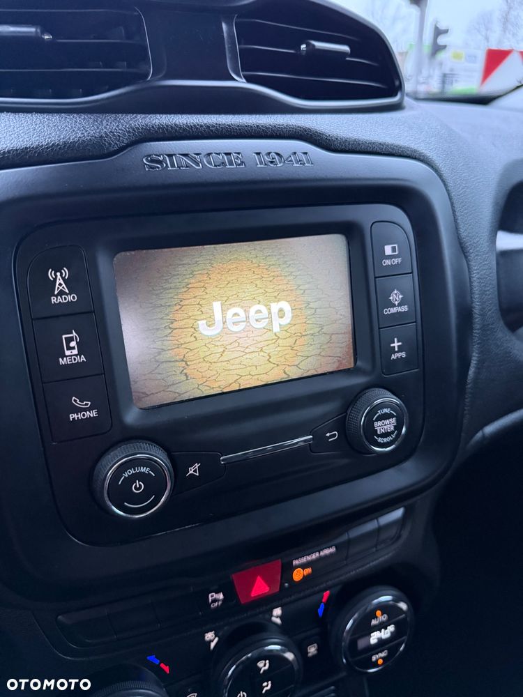 Jeep Renegade 1.6 E-TorQ Longitude FWD - 22