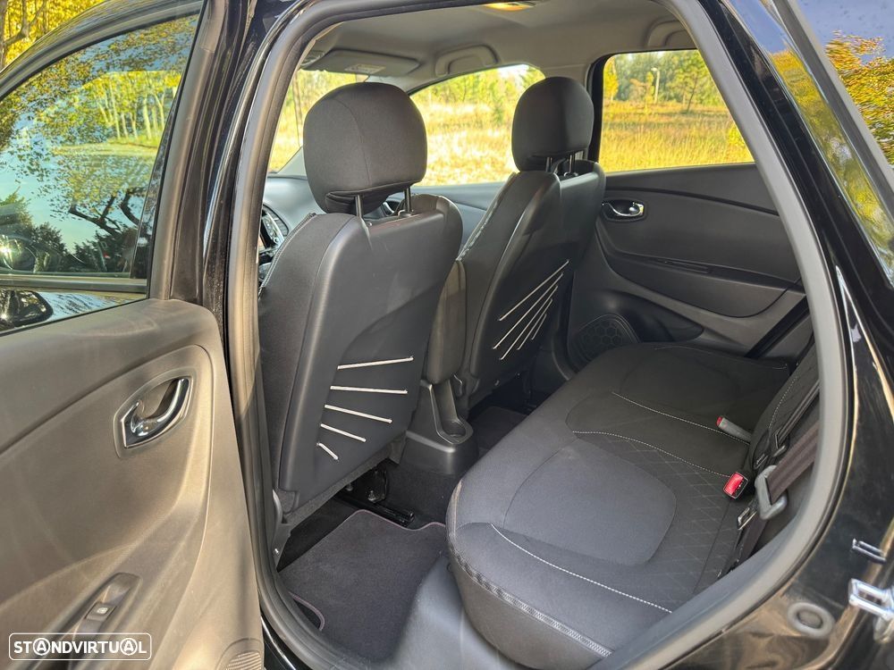 Renault Captur 1.5 dCi Exclusive XMOD - 21