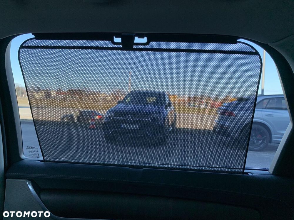 Volvo V90 Cross Country - 20