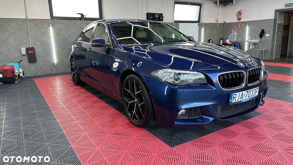 BMW Seria 5 528i xDrive - 6