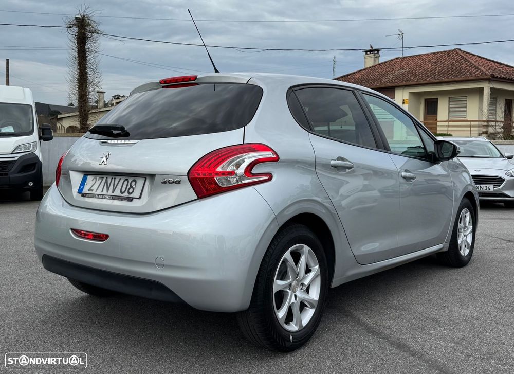 Peugeot 208 1.4 HDi Active - 4