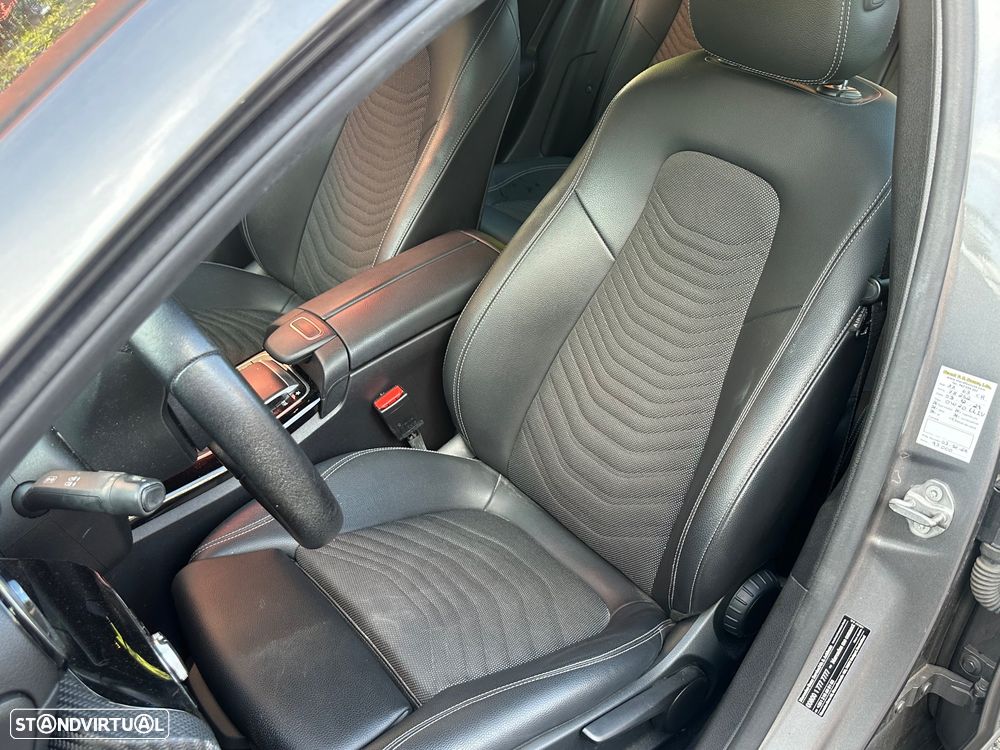 Mercedes-Benz A 160 d Style Plus - 4