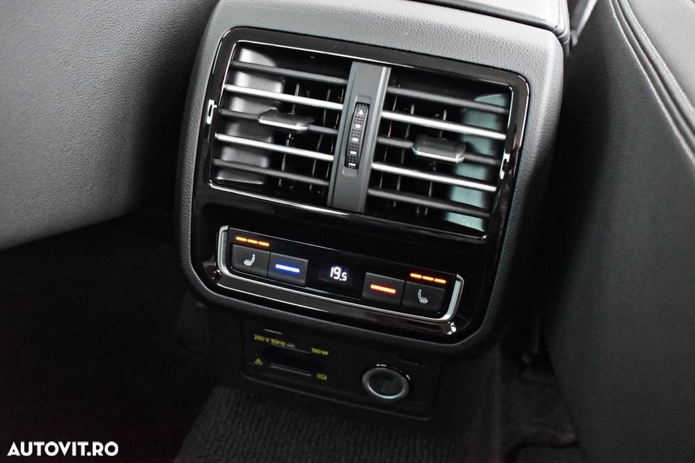 Volkswagen Passat 2.0 TDI SCR 4Mot DSG Highline - 20