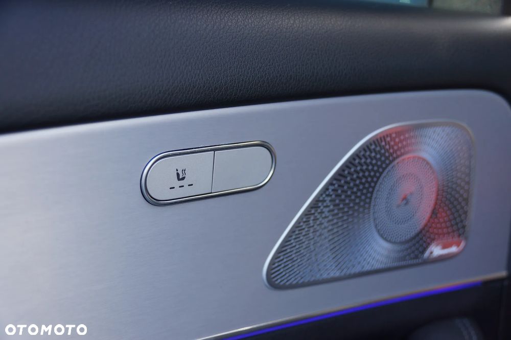 Mercedes-Benz GLE 350 d 4Matic 9G-TRONIC AMG Line - 32