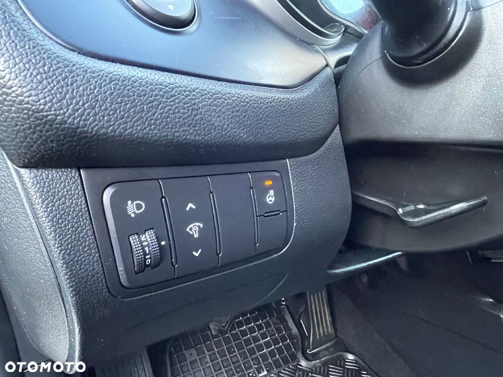 Kia Ceed Cee'd 1.6 CRDi L Business Line - 12