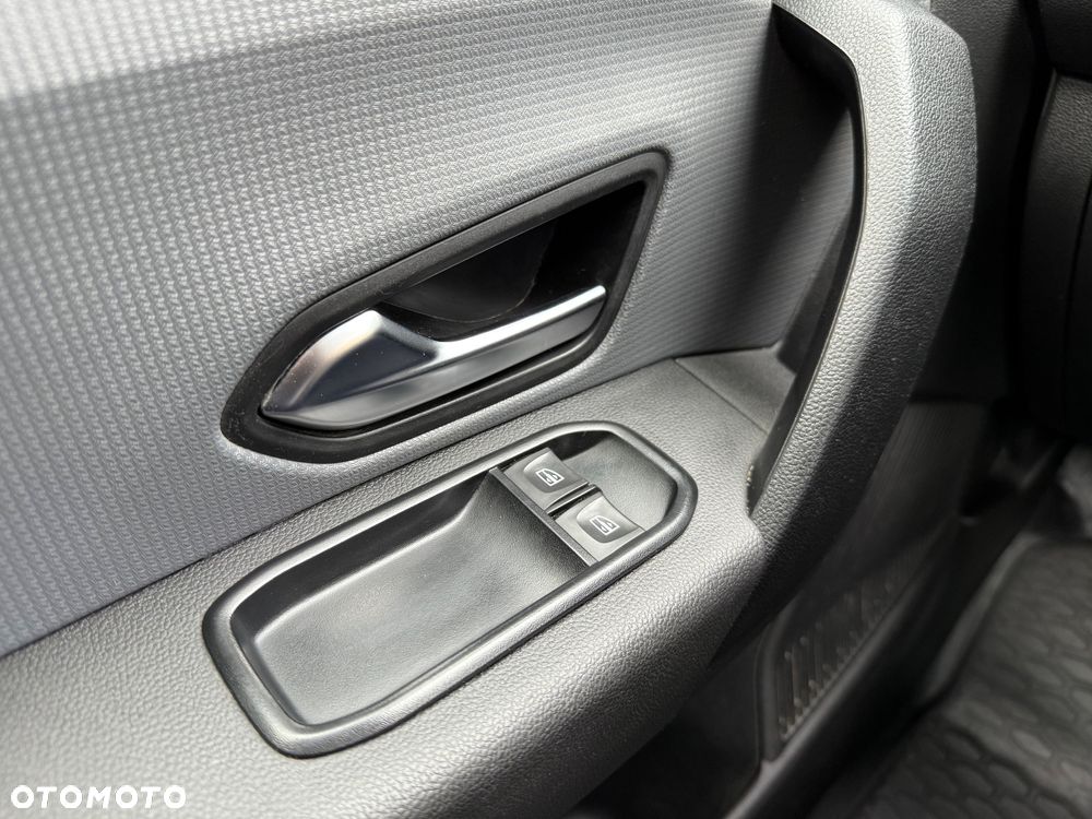 Renault Express - 12