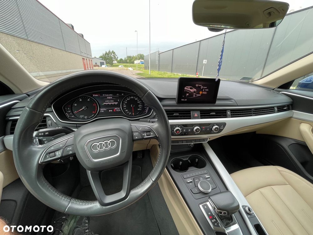 Audi A4 Avant - 16
