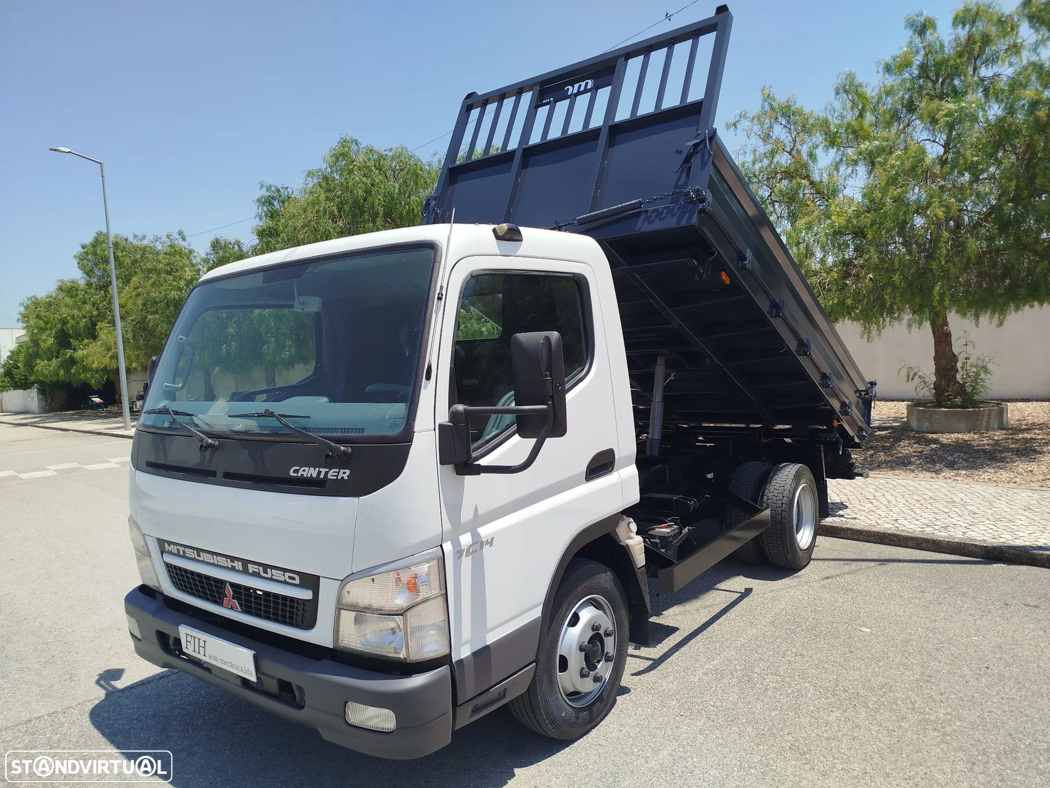 Mitsubishi Canter Fuso 7C14 Basculante - 1