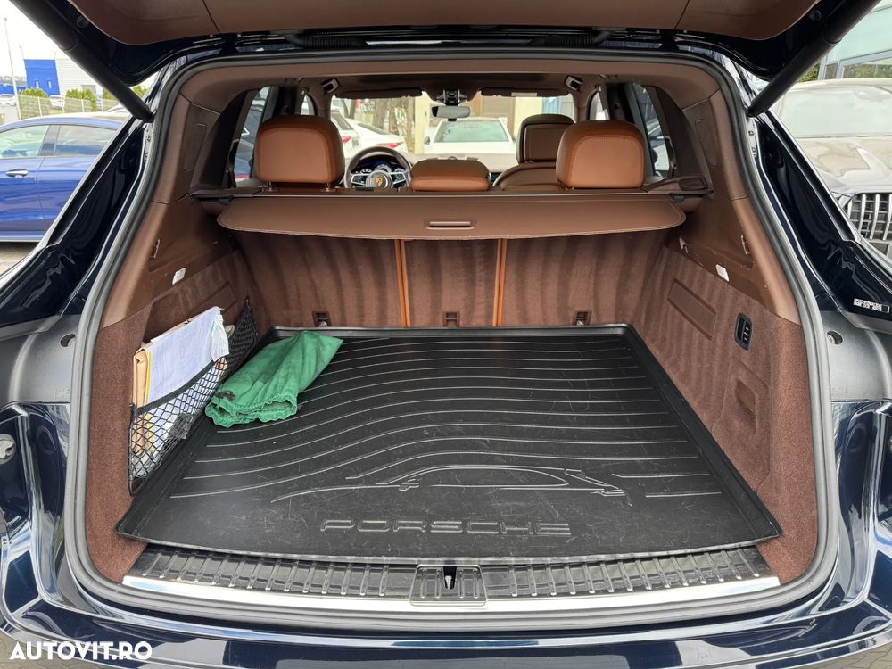 Porsche Cayenne E-Hybrid Tiptronic S - 37