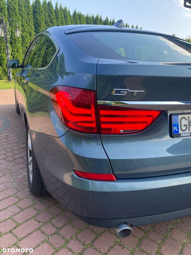 BMW 5GT - 1