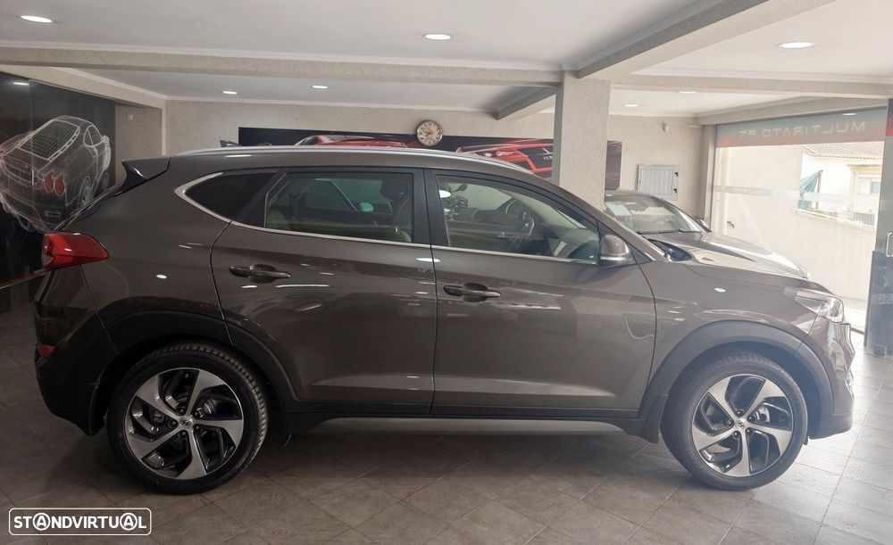 Hyundai Tucson 1.7 CRDi Executive - 8