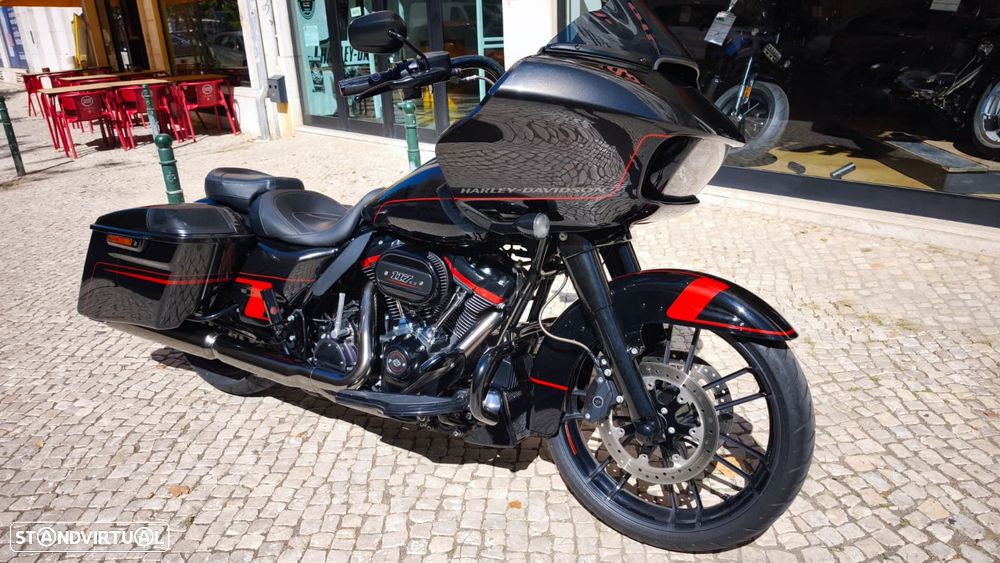 Harley-Davidson Tour CVO Road Glide - 8